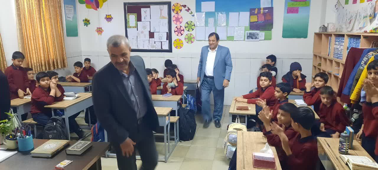 نشستی دوستانه